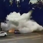 [動画0:19] 中国のバイク、映画のような大爆発を起こす