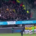 [動画0:10] サッカーの試合に勝利、歓喜に沸くファンにまさかの事態がｗ