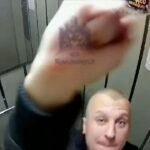 [動画1:31] ロシア人の男、エレベーター内での奇行が怖い