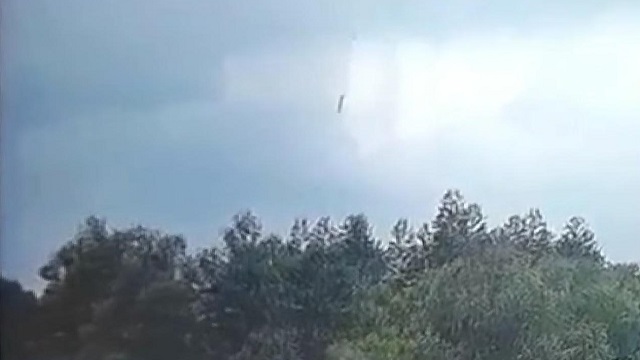 [動画1:00] これは絶望的な角度、中国東方航空機が墜落する瞬間