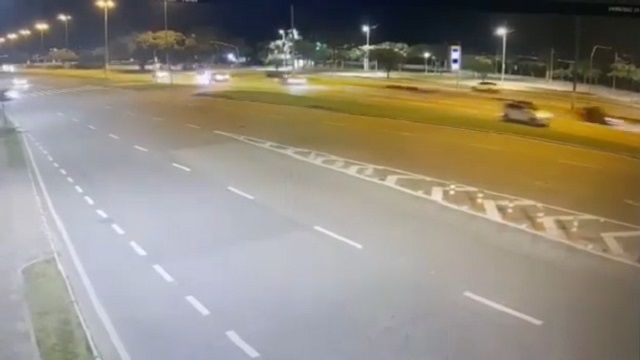 [動画0:57] スピードを競って公道を暴走、罪のない命を奪う