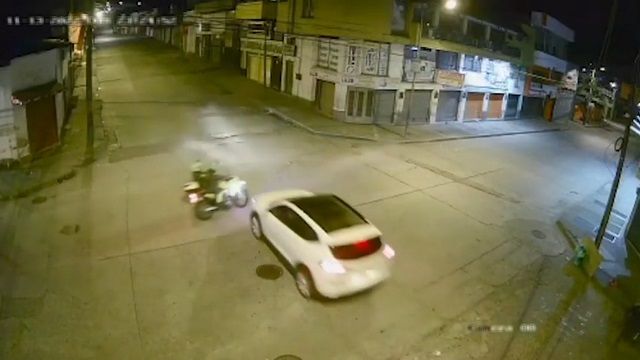 [動画0:27] 飲酒運転さん「やっばぁ、白バイに衝突したった！逃げたろ！」