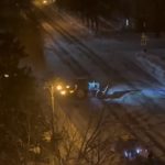 [動画0:45] ロシア人、除雪車でアイスショーをするも失敗