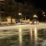 [動画0:51] 凍った運河でスケート中、ありえない光景を目撃したんだけど・・・